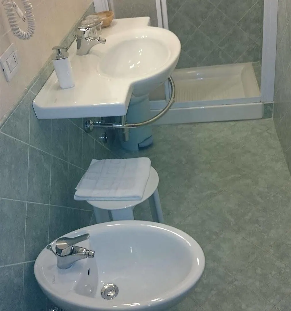 Hotel Sul Ponte Florenz 0*,